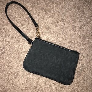 Michael Kors Wristlet Wallet